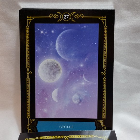 Wisdom of the House of Night Oracle Cards - Picture 9 of 11